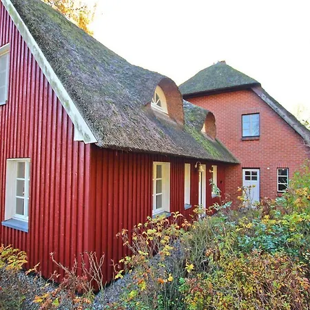Idyllische Direkt Am Krakower See -see 10300
